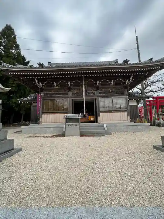 金井神社の本殿・本堂