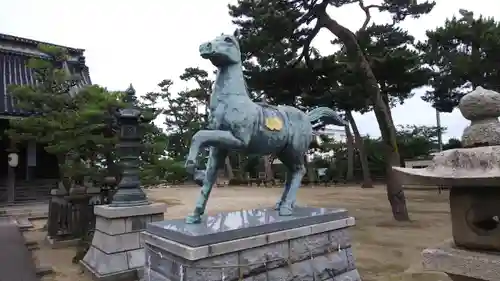  放生津八幡宮の狛犬