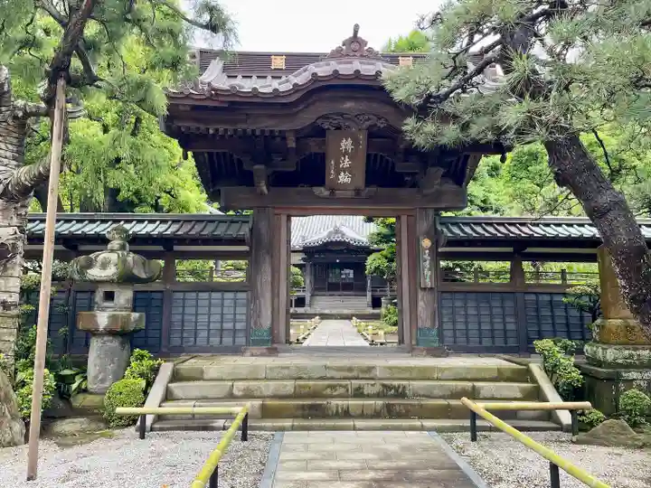本蓮寺の山門・神門