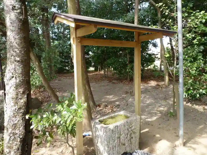 浜郷神社の手水舎
