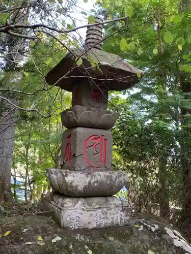 宝蓮寺の塔