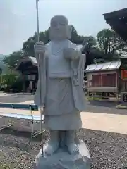 八坂寺の像