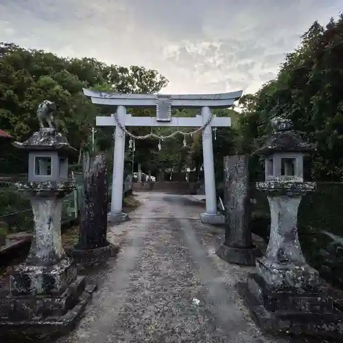 温泉熊野神社の鳥居