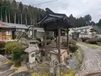 仏縁寺の{uncategorized: "未分類", other: "その他", undefined: "問題あり", building: "その他建物", grave: "お墓", sacred_gate: "鳥居", guardian: "狛犬", statue: "像", buddha: "仏像", history: "歴史", nature: "自然", garden: "庭園", animal: "動物", pagoda: "塔", temizu: "手水舎", mountain_gate: "山門・神門", sanctuary: "本殿・本堂", subordinate: "末社・摂社", art: "芸術", scenery: "景色", jizo: "地蔵", ema: "絵馬", goshuin: "御朱印", omikuji: "おみくじ", items: "授与品その他", amulet: "お守り", goshuincho: "御朱印帳", eats: "食事", festival: "お祭り", votive_dance: "神楽", shichigosan: "七五三参", wedding: "結婚式", experience: "体験その他", initially: "初詣", around: "周辺", anti_infection: "感染症対策"}
