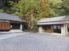 長弓寺の建物その他