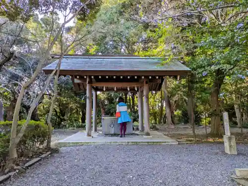 縣居神社の手水舎