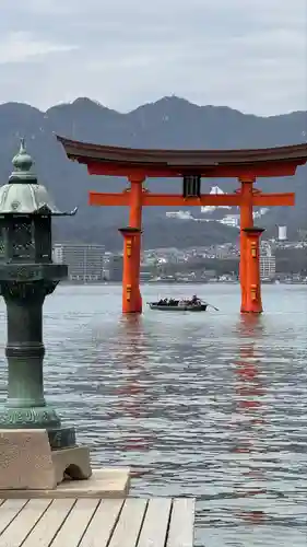 厳島神社(広島県)