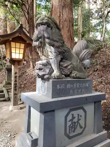 高千穂神社の狛犬