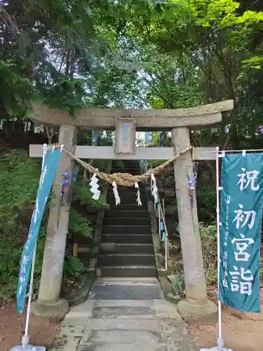 滑川神社 - 仕事と子どもの守り神の鳥居