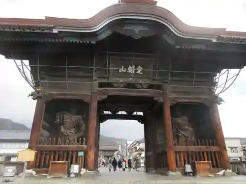 善光寺の山門・神門