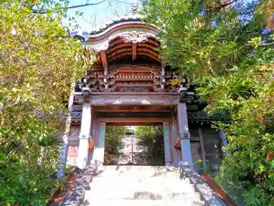 西光寺（相持院）の山門・神門