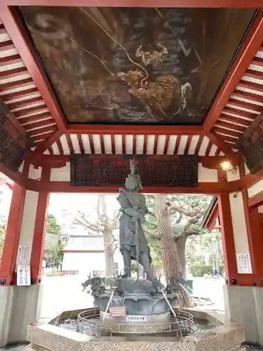 浅草寺の手水舎