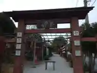 鳥居観音の山門・神門