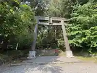 槵觸神社の{uncategorized: "未分類", other: "その他", undefined: "問題あり", building: "その他建物", grave: "お墓", sacred_gate: "鳥居", guardian: "狛犬", statue: "像", buddha: "仏像", history: "歴史", nature: "自然", garden: "庭園", animal: "動物", pagoda: "塔", temizu: "手水舎", mountain_gate: "山門・神門", sanctuary: "本殿・本堂", subordinate: "末社・摂社", art: "芸術", scenery: "景色", jizo: "地蔵", ema: "絵馬", goshuin: "御朱印", omikuji: "おみくじ", items: "授与品その他", amulet: "お守り", goshuincho: "御朱印帳", eats: "食事", festival: "お祭り", votive_dance: "神楽", shichigosan: "七五三参", wedding: "結婚式", experience: "体験その他", initially: "初詣", around: "周辺", anti_infection: "感染症対策"}