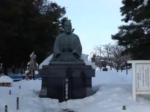 上杉神社の像