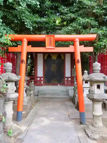 品川貴船神社の鳥居