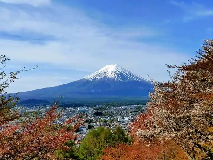 新倉富士浅間神社(山梨県)