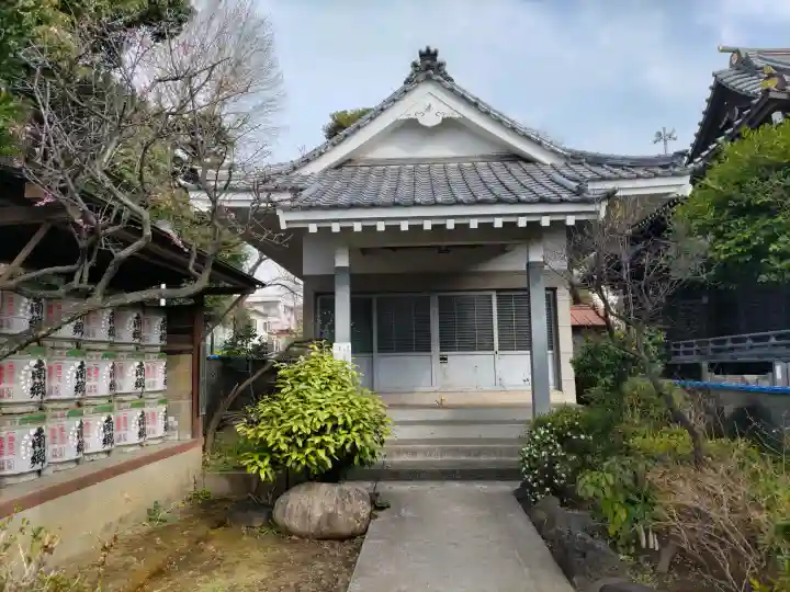 白山神社の{uncategorized: "未分類", other: "その他", undefined: "問題あり", building: "その他建物", grave: "お墓", sacred_gate: "鳥居", guardian: "狛犬", statue: "像", buddha: "仏像", history: "歴史", nature: "自然", garden: "庭園", animal: "動物", pagoda: "塔", temizu: "手水舎", mountain_gate: "山門・神門", sanctuary: "本殿・本堂", subordinate: "末社・摂社", art: "芸術", scenery: "景色", jizo: "地蔵", ema: "絵馬", goshuin: "御朱印", omikuji: "おみくじ", items: "授与品その他", amulet: "お守り", goshuincho: "御朱印帳", eats: "食事", festival: "お祭り", votive_dance: "神楽", shichigosan: "七五三参", wedding: "結婚式", experience: "体験その他", initially: "初詣", around: "周辺", anti_infection: "感染症対策"}