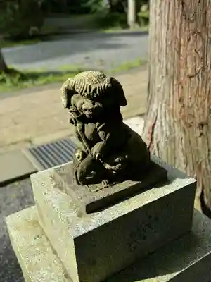 山中諏訪神社(山梨県)