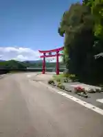 鳴無神社の{uncategorized: "未分類", other: "その他", undefined: "問題あり", building: "その他建物", grave: "お墓", sacred_gate: "鳥居", guardian: "狛犬", statue: "像", buddha: "仏像", history: "歴史", nature: "自然", garden: "庭園", animal: "動物", pagoda: "塔", temizu: "手水舎", mountain_gate: "山門・神門", sanctuary: "本殿・本堂", subordinate: "末社・摂社", art: "芸術", scenery: "景色", jizo: "地蔵", ema: "絵馬", goshuin: "御朱印", omikuji: "おみくじ", items: "授与品その他", amulet: "お守り", goshuincho: "御朱印帳", eats: "食事", festival: "お祭り", votive_dance: "神楽", shichigosan: "七五三参", wedding: "結婚式", experience: "体験その他", initially: "初詣", around: "周辺", anti_infection: "感染症対策"}