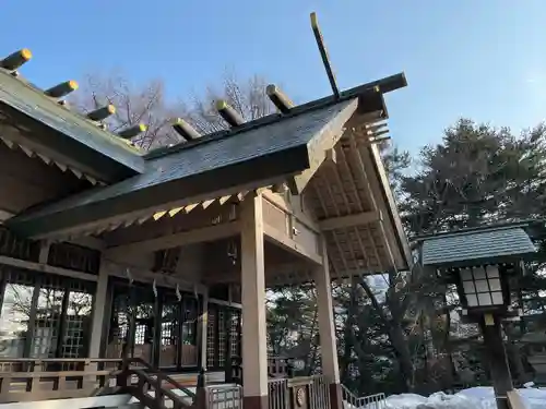 白石神社の本殿・本堂