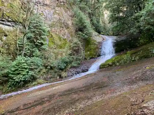 室生龍穴神社の周辺