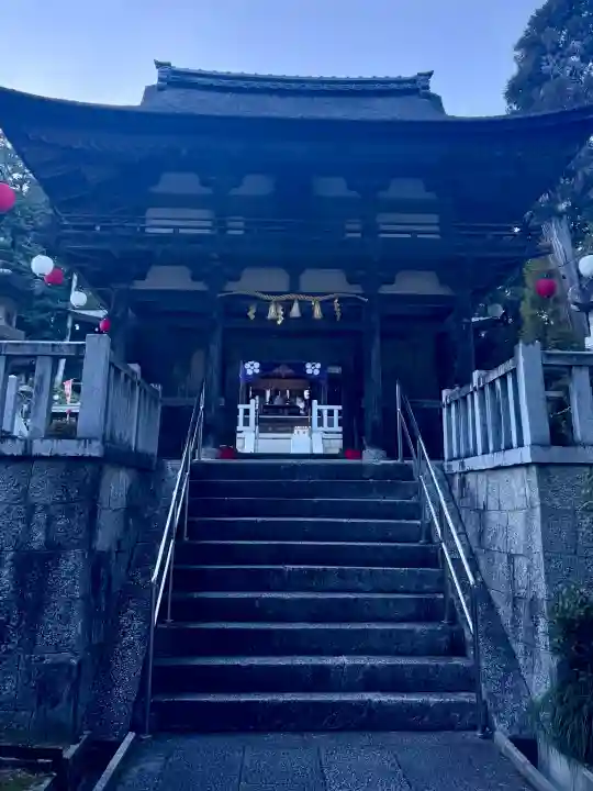 大野神社の{uncategorized: "未分類", other: "その他", undefined: "問題あり", building: "その他建物", grave: "お墓", sacred_gate: "鳥居", guardian: "狛犬", statue: "像", buddha: "仏像", history: "歴史", nature: "自然", garden: "庭園", animal: "動物", pagoda: "塔", temizu: "手水舎", mountain_gate: "山門・神門", sanctuary: "本殿・本堂", subordinate: "末社・摂社", art: "芸術", scenery: "景色", jizo: "地蔵", ema: "絵馬", goshuin: "御朱印", omikuji: "おみくじ", items: "授与品その他", amulet: "お守り", goshuincho: "御朱印帳", eats: "食事", festival: "お祭り", votive_dance: "神楽", shichigosan: "七五三参", wedding: "結婚式", experience: "体験その他", initially: "初詣", around: "周辺", anti_infection: "感染症対策"}