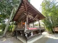 進雄神社の建物その他