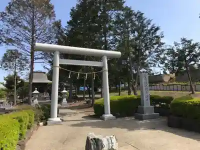 横根稲荷神社の鳥居