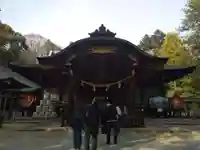 武田神社の本殿・本堂