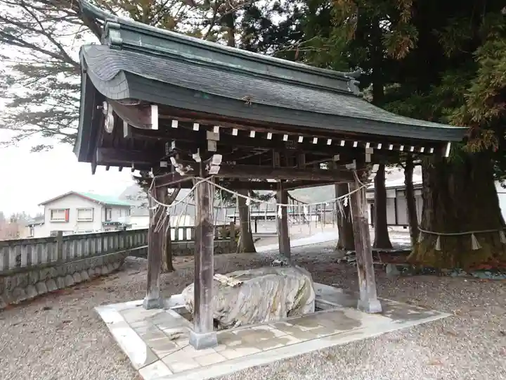 村上神社の手水舎