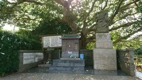 龍光大神の建物その他