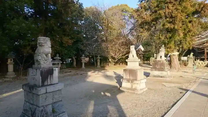石刀神社の狛犬