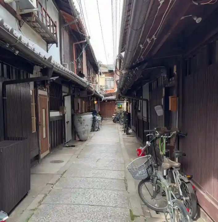 水火天満宮の{uncategorized: "未分類", other: "その他", undefined: "問題あり", building: "その他建物", grave: "お墓", sacred_gate: "鳥居", guardian: "狛犬", statue: "像", buddha: "仏像", history: "歴史", nature: "自然", garden: "庭園", animal: "動物", pagoda: "塔", temizu: "手水舎", mountain_gate: "山門・神門", sanctuary: "本殿・本堂", subordinate: "末社・摂社", art: "芸術", scenery: "景色", jizo: "地蔵", ema: "絵馬", goshuin: "御朱印", omikuji: "おみくじ", items: "授与品その他", amulet: "お守り", goshuincho: "御朱印帳", eats: "食事", festival: "お祭り", votive_dance: "神楽", shichigosan: "七五三参", wedding: "結婚式", experience: "体験その他", initially: "初詣", around: "周辺", anti_infection: "感染症対策"}