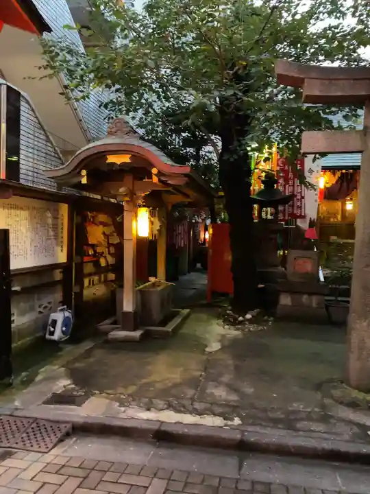 千代田稲荷神社(東京都)