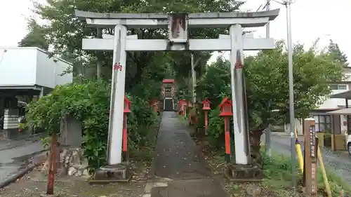 平出雷電神社の鳥居