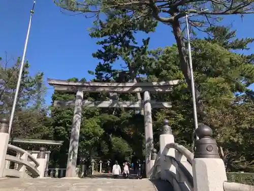 寒川神社の鳥居