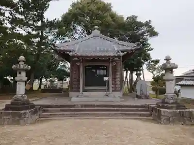 新堀地蔵の本殿・本堂