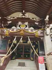 諏訪神社の本殿