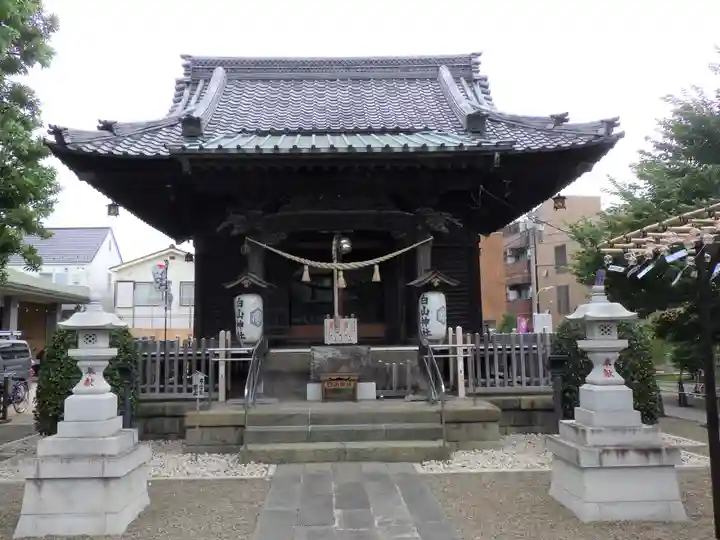 嶺白山神社の本殿・本堂