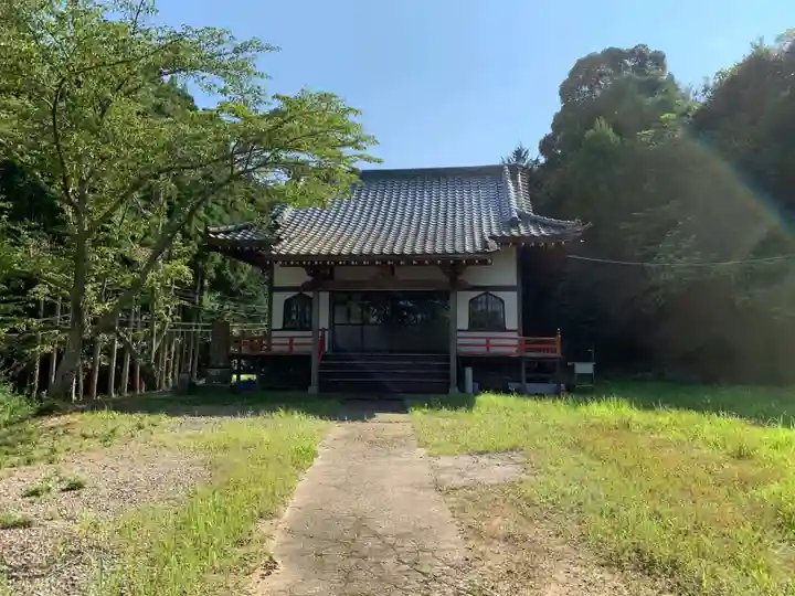 妙照寺の本殿・本堂