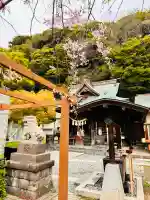 根岸八幡神社の{uncategorized: "未分類", other: "その他", undefined: "問題あり", building: "その他建物", grave: "お墓", sacred_gate: "鳥居", guardian: "狛犬", statue: "像", buddha: "仏像", history: "歴史", nature: "自然", garden: "庭園", animal: "動物", pagoda: "塔", temizu: "手水舎", mountain_gate: "山門・神門", sanctuary: "本殿・本堂", subordinate: "末社・摂社", art: "芸術", scenery: "景色", jizo: "地蔵", ema: "絵馬", goshuin: "御朱印", omikuji: "おみくじ", items: "授与品その他", amulet: "お守り", goshuincho: "御朱印帳", eats: "食事", festival: "お祭り", votive_dance: "神楽", shichigosan: "七五三参", wedding: "結婚式", experience: "体験その他", initially: "初詣", around: "周辺", anti_infection: "感染症対策"}