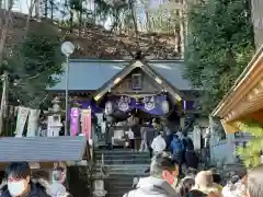 中之嶽神社の本殿