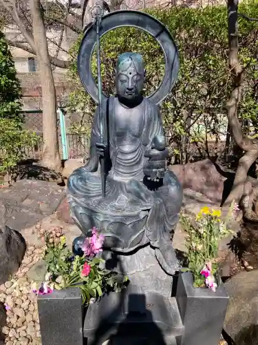 金剛寺の{uncategorized: "未分類", other: "その他", undefined: "問題あり", building: "その他建物", grave: "お墓", sacred_gate: "鳥居", guardian: "狛犬", statue: "像", buddha: "仏像", history: "歴史", nature: "自然", garden: "庭園", animal: "動物", pagoda: "塔", temizu: "手水舎", mountain_gate: "山門・神門", sanctuary: "本殿・本堂", subordinate: "末社・摂社", art: "芸術", scenery: "景色", jizo: "地蔵", ema: "絵馬", goshuin: "御朱印", omikuji: "おみくじ", items: "授与品その他", amulet: "お守り", goshuincho: "御朱印帳", eats: "食事", festival: "お祭り", votive_dance: "神楽", shichigosan: "七五三参", wedding: "結婚式", experience: "体験その他", initially: "初詣", around: "周辺", anti_infection: "感染症対策"}