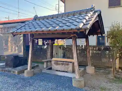 富田八坂神社の手水舎