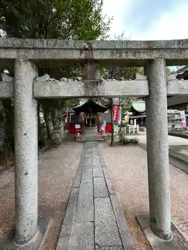 伊豆神社の鳥居