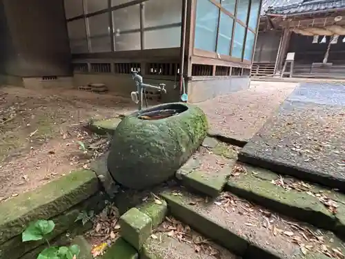 美談神社の手水舎