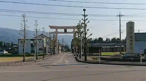 越中一宮 髙瀬神社の鳥居