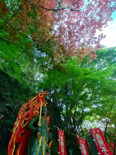 宝厳寺の{uncategorized: "未分類", other: "その他", undefined: "問題あり", building: "その他建物", grave: "お墓", sacred_gate: "鳥居", guardian: "狛犬", statue: "像", buddha: "仏像", history: "歴史", nature: "自然", garden: "庭園", animal: "動物", pagoda: "塔", temizu: "手水舎", mountain_gate: "山門・神門", sanctuary: "本殿・本堂", subordinate: "末社・摂社", art: "芸術", scenery: "景色", jizo: "地蔵", ema: "絵馬", goshuin: "御朱印", omikuji: "おみくじ", items: "授与品その他", amulet: "お守り", goshuincho: "御朱印帳", eats: "食事", festival: "お祭り", votive_dance: "神楽", shichigosan: "七五三参", wedding: "結婚式", experience: "体験その他", initially: "初詣", around: "周辺", anti_infection: "感染症対策"}