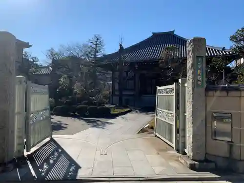 良感寺の山門・神門